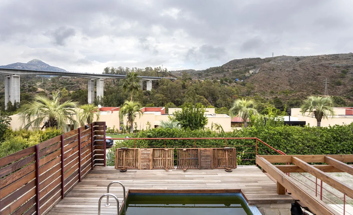 87951f83-7775-4776-982c-d4cc813f587c