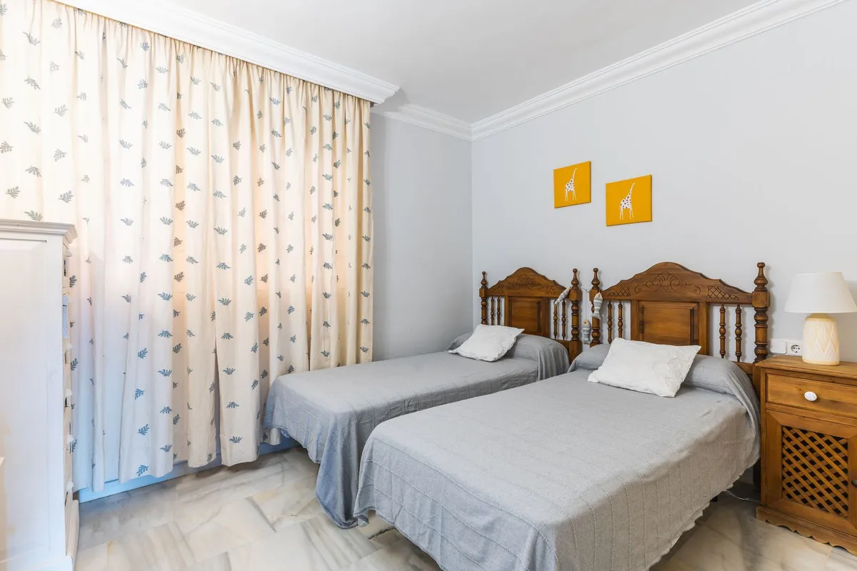 20cb3708-ad28-4437-b6eb-74f79b18ac21