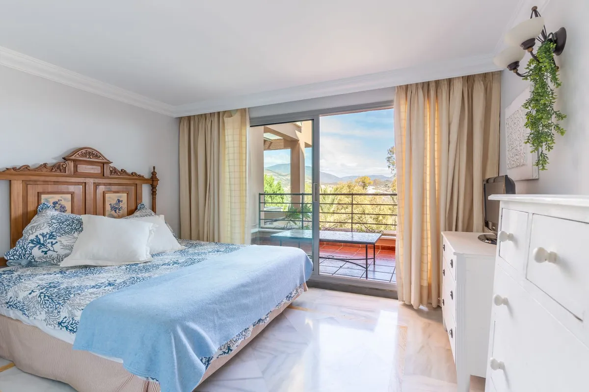 c4de2fb3-e7ff-4122-a6bf-6a8260e061f1