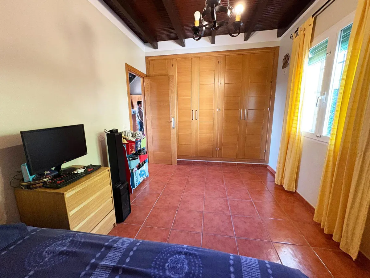 ca3142a3-1569-42de-8305-67427d05d6d8