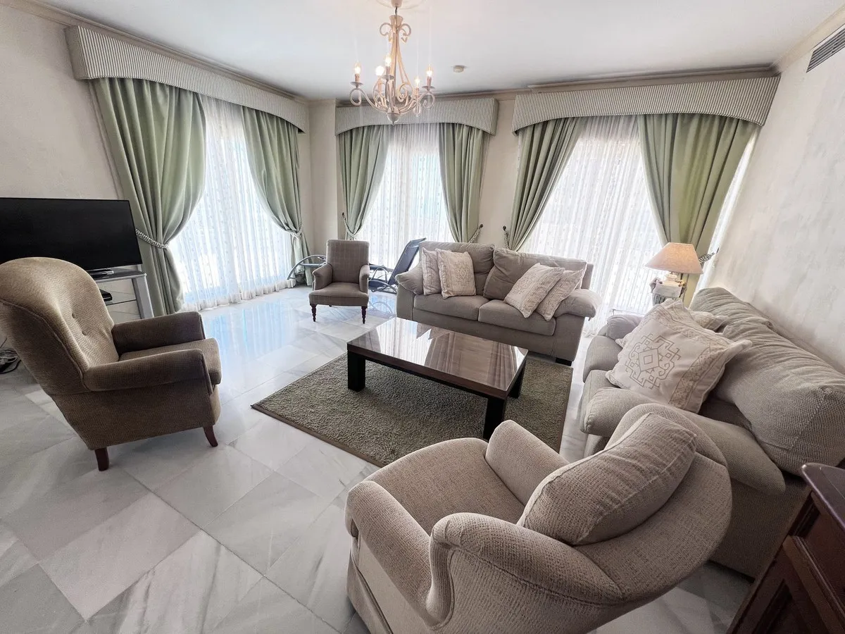 77343980-b199-4189-bae5-4834cdc40ef6