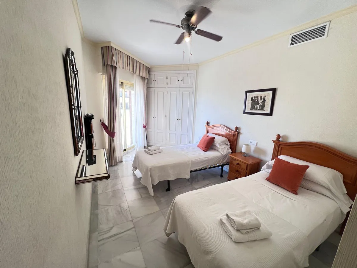 c3b1adbe-562b-4195-ab99-35f8c1bf232d