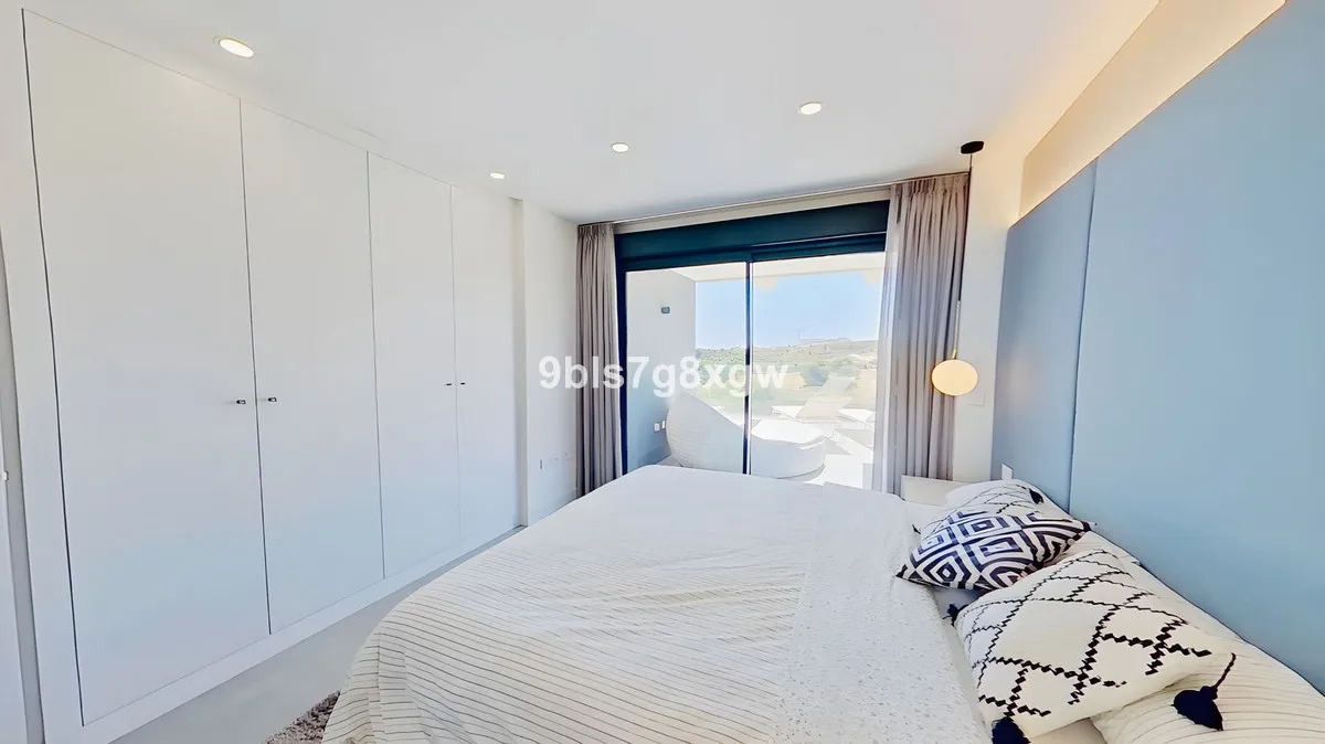 c16e4911-cab6-472f-af93-815d692ef12e