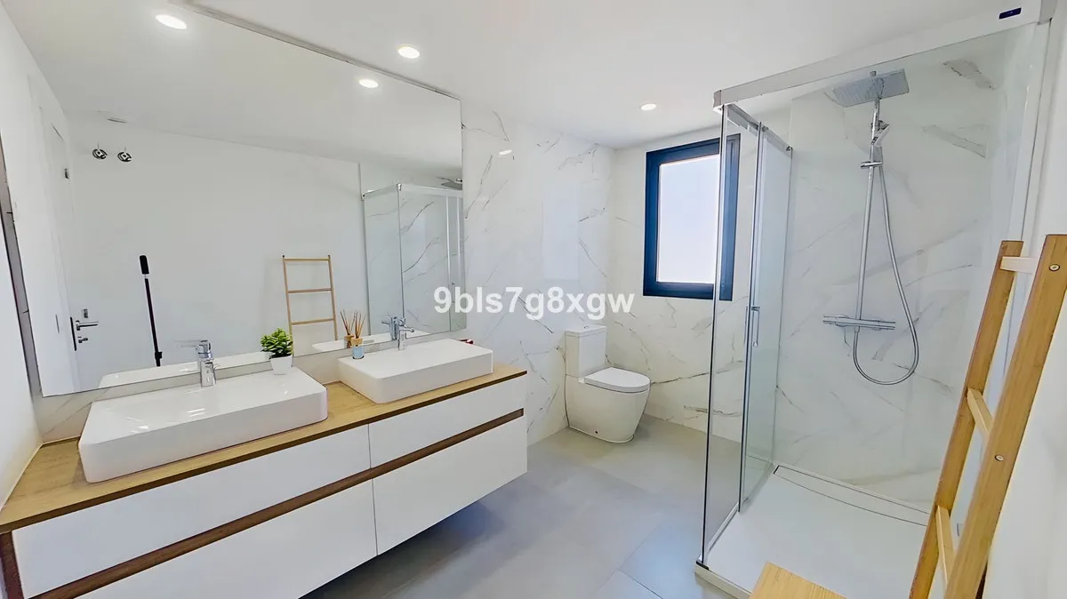 d9cfed4c-3922-4e49-9202-c85ba8a00c4e