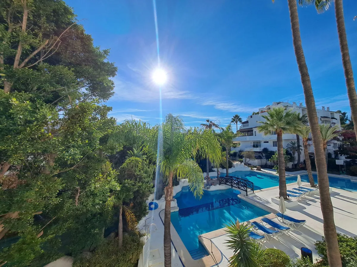 425e36d4-ea08-4e2b-9a4c-08e0799ecf6f