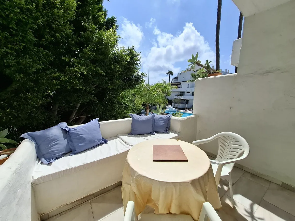 d93ab716-96a4-448e-84a7-128e091e8a76