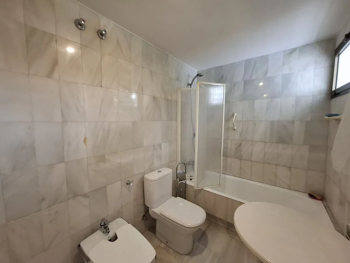 eca56864-5d76-46c3-bb40-d15bcd2ec7b9