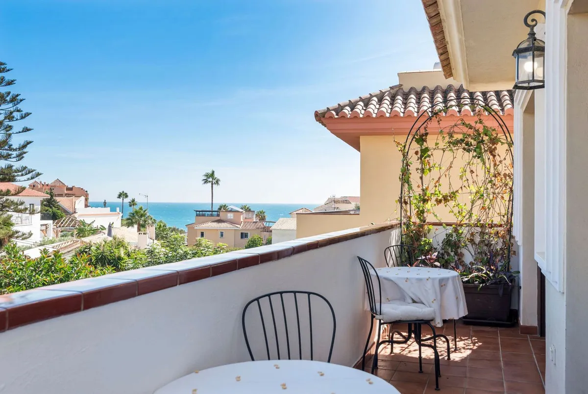 165ac170-05bd-4cd1-98a2-ae00eada7611