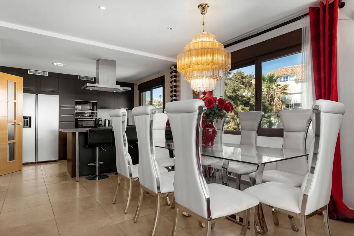 2a69ab5b-2c7b-4d0c-a972-1e92fb6732ff