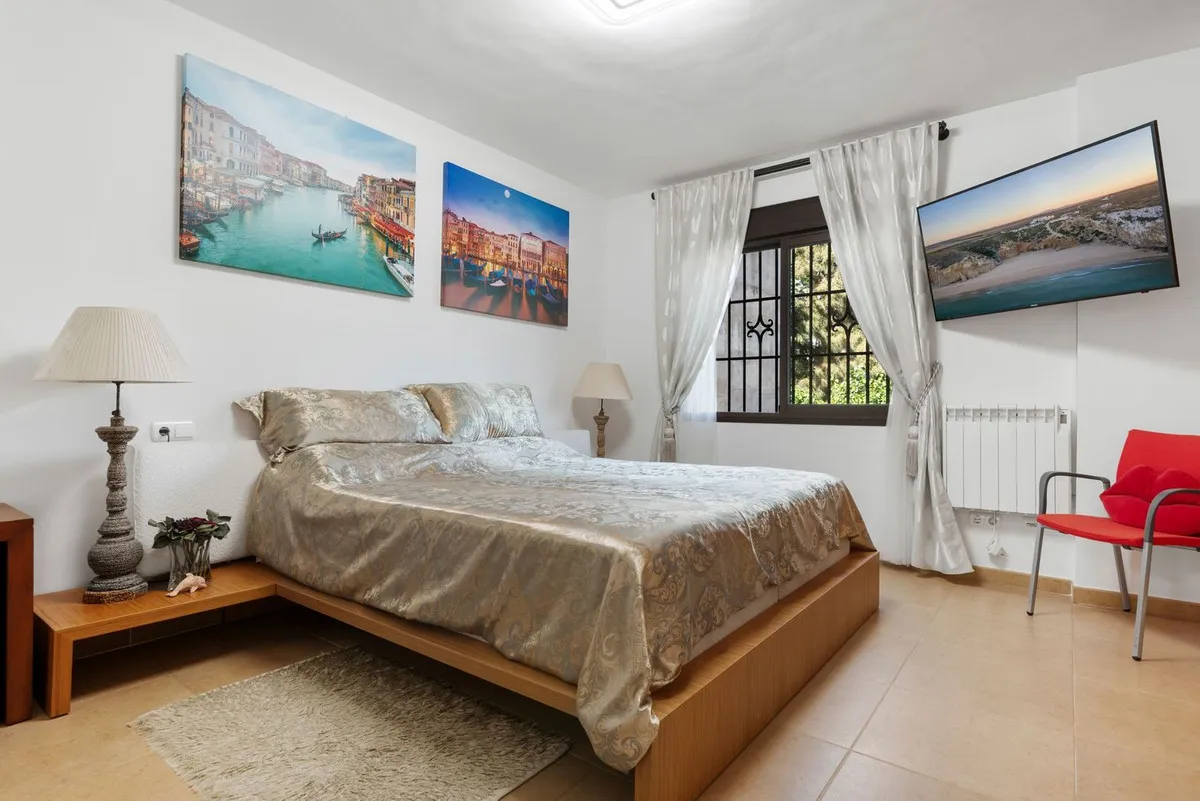 2d3a03b4-1500-4250-b924-949dc215bb5e