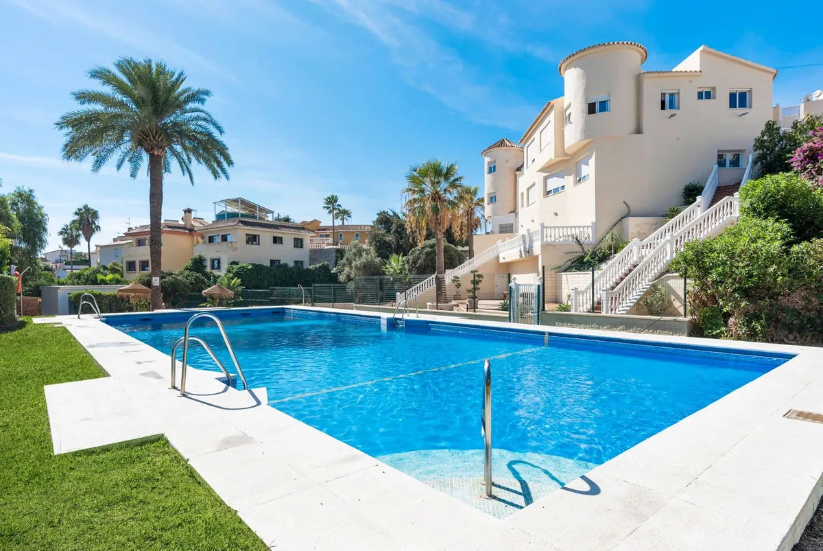 63fda7ea-8fed-4a9e-b326-a63c1e32e6cc