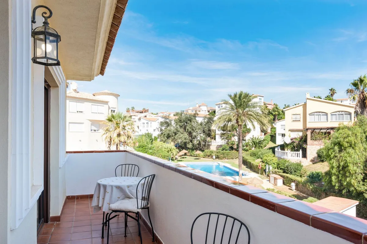 71db030e-0836-4c5b-a361-25e261658625