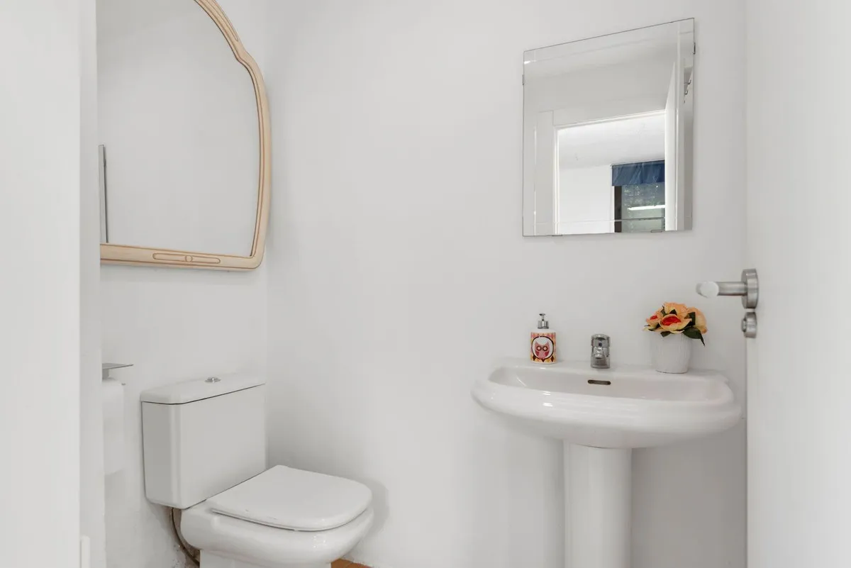 7b732663-6707-4c2e-8e42-386137f0a505