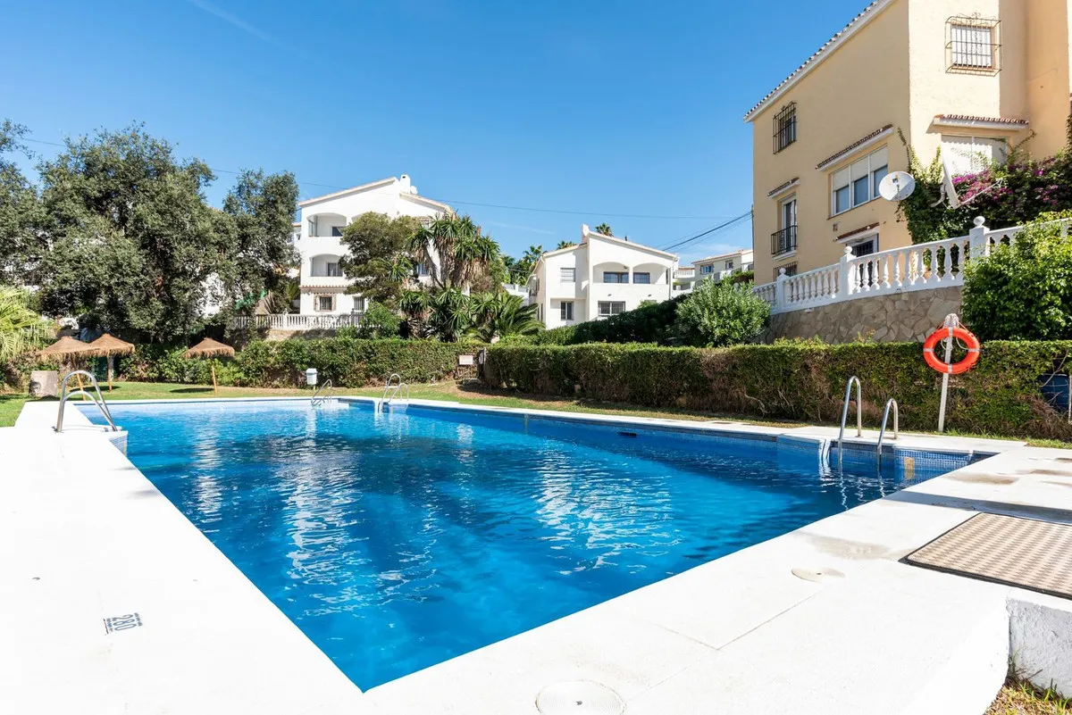 7d82c93b-1cbe-4bb1-ab5b-1d853a873eb1