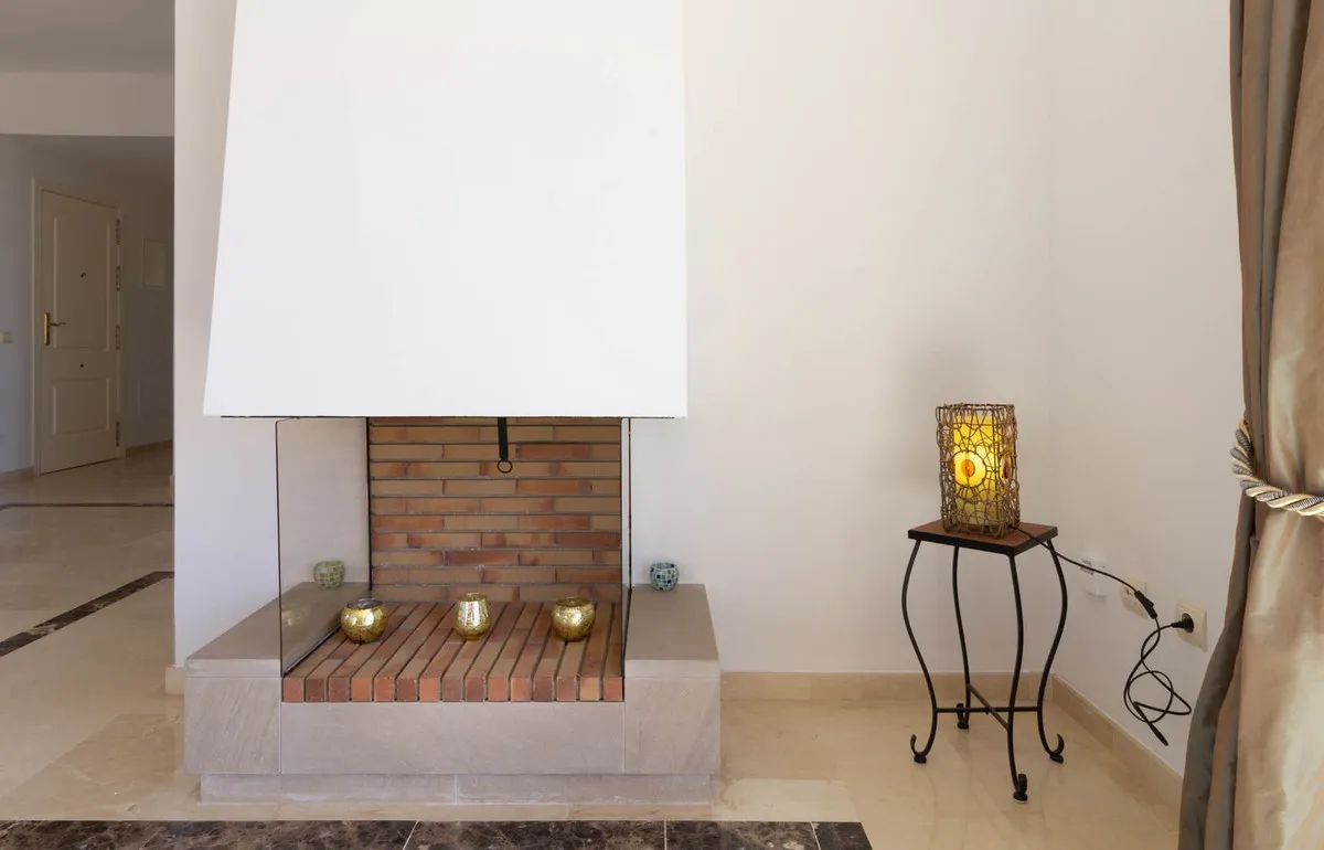 b067b93c-dd90-4da1-80b7-21d0652e042f