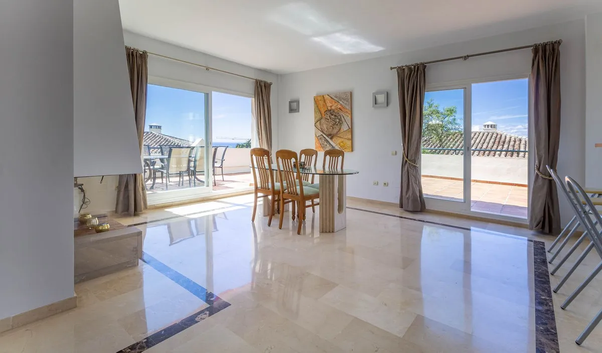 b3b76207-b087-44e1-a8e0-50435893fb69