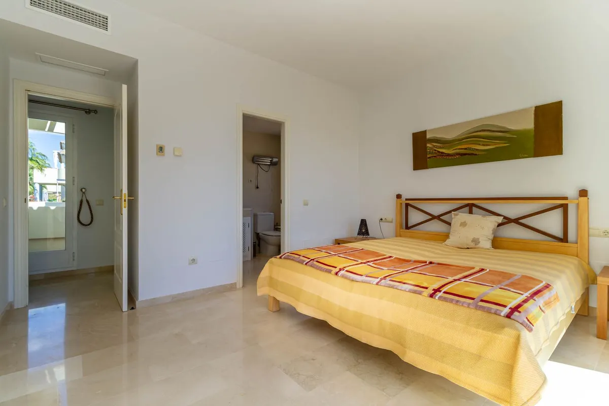 f3c1c987-be2b-45d4-861d-122e2c1f01ea