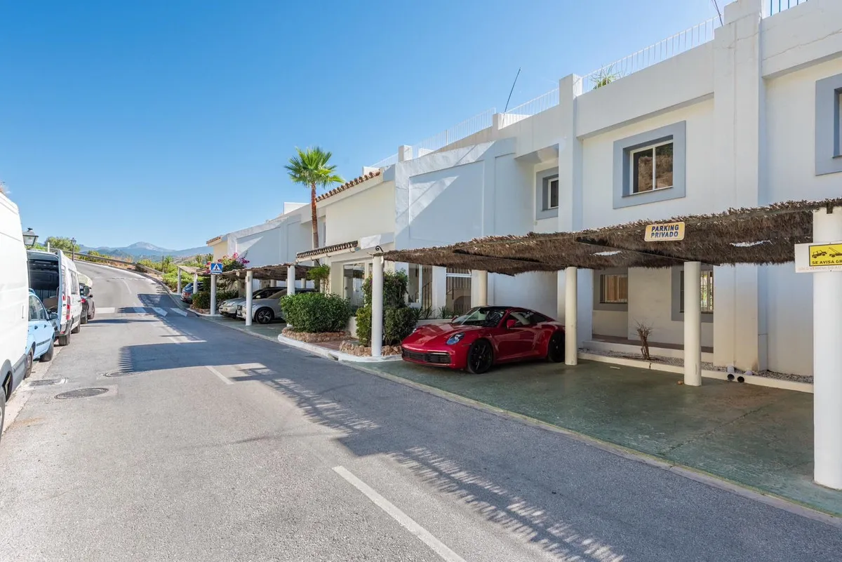 14ab29bc-80a8-4f95-a298-5f3efa15d85b