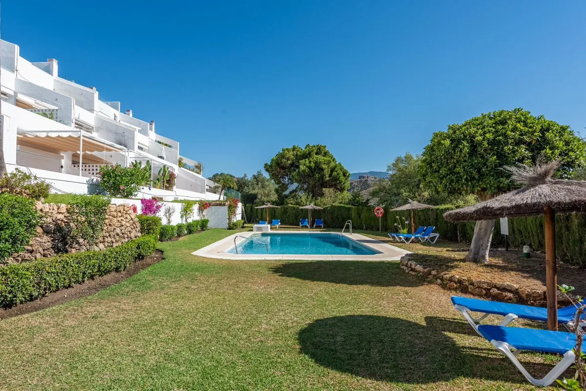 3aa5b89d-fb0d-465a-8b43-536e15a42865