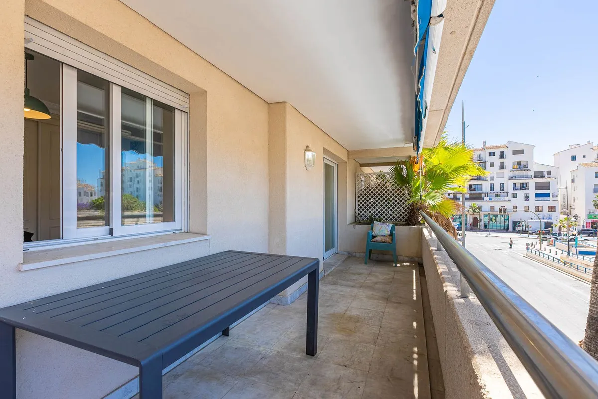 23b69a9a-40a8-4601-aad8-b4220335133a