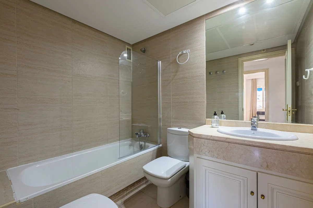 28e0556d-cc4d-48f3-b6d4-3c02db44bc01