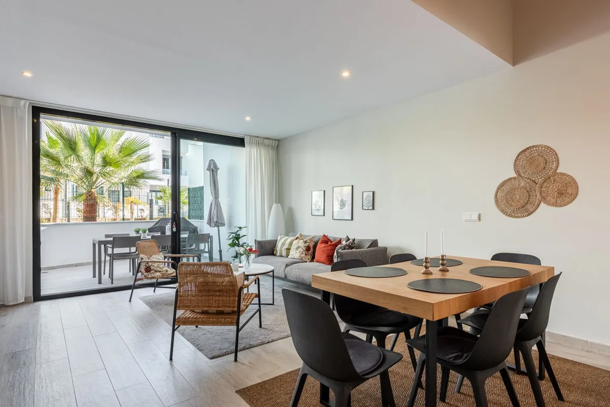 69520b1f-9767-41fd-ac7e-88401019e05c