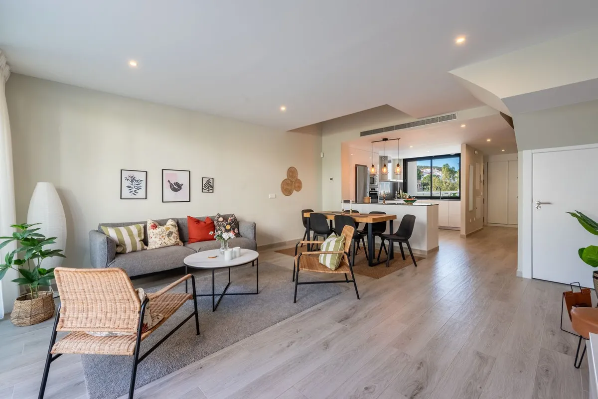 6a105daa-b332-447f-84de-90fe70a0dca2