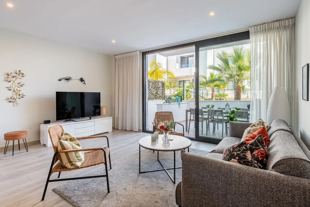 7fffb99d-9a55-427e-b648-ec1f10f93a40