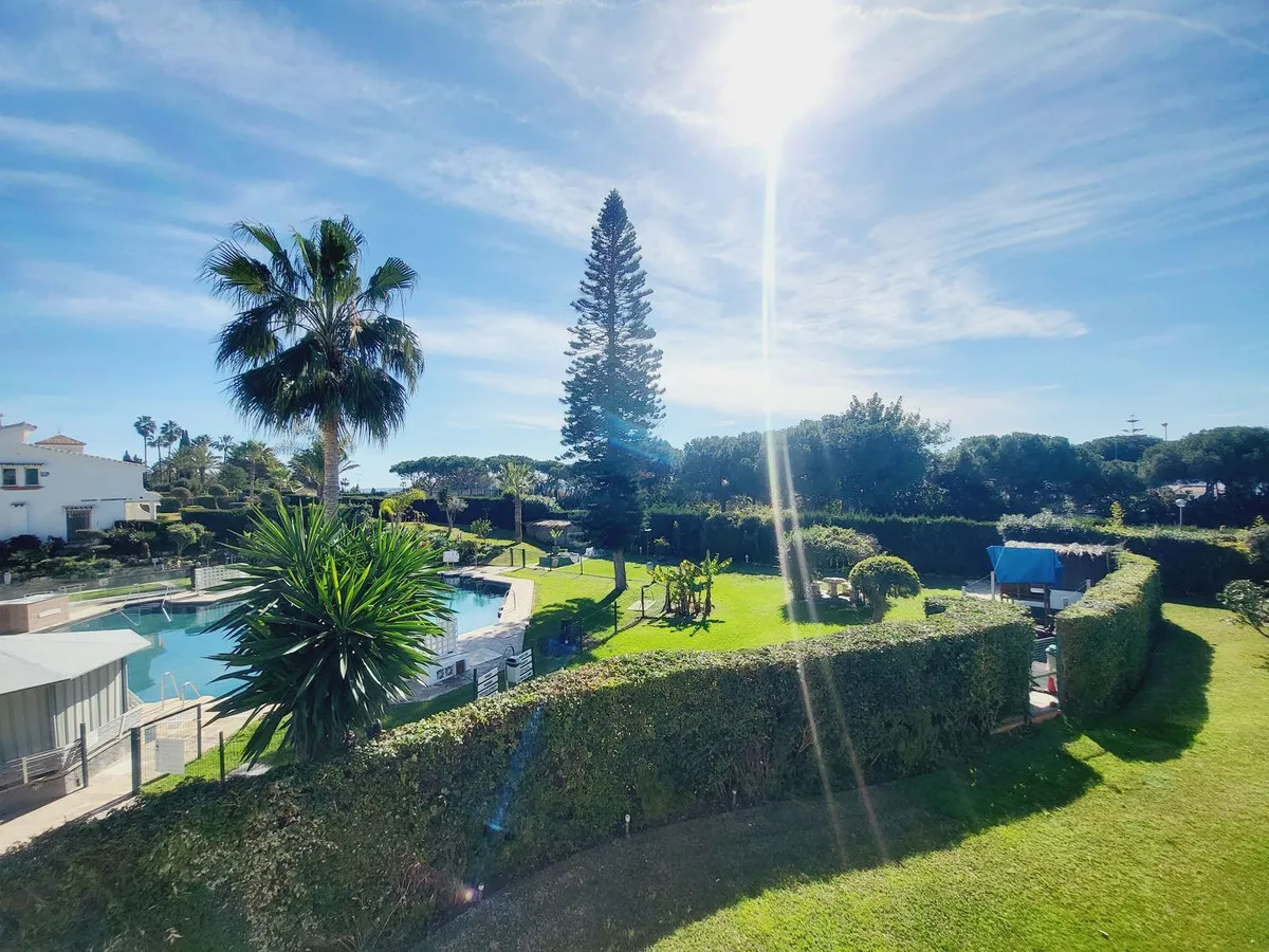 174a1096-05d9-47e5-a6b9-1a8ce47a33d3