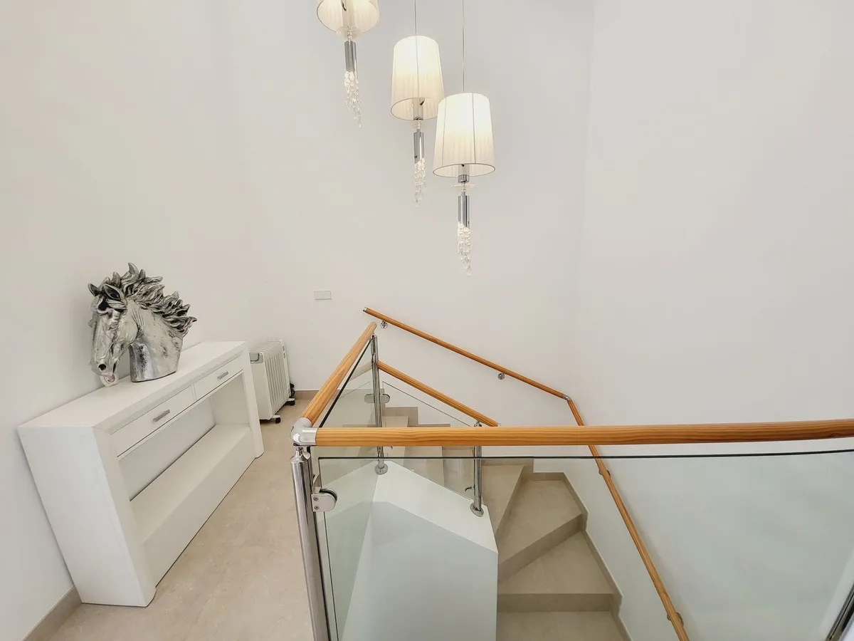 271a255d-6702-42f8-a880-787324df9872