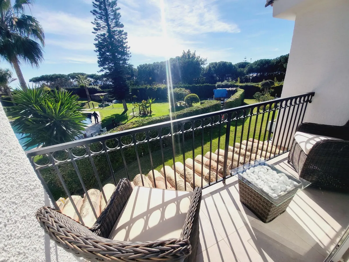 5a61a8b3-c4b4-48a5-a7e2-491a558404ff