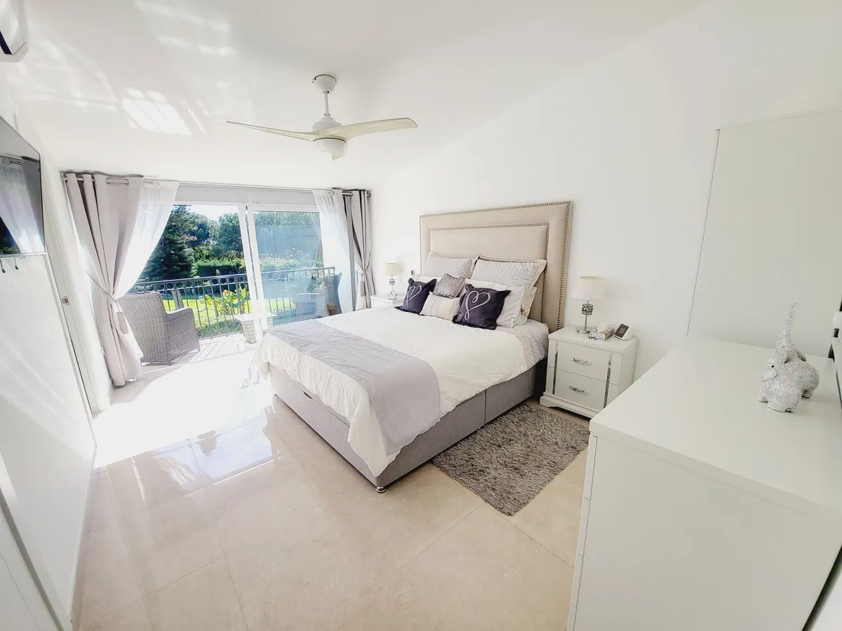 8fded1e3-9aa7-41fd-b496-abbb8edebd88