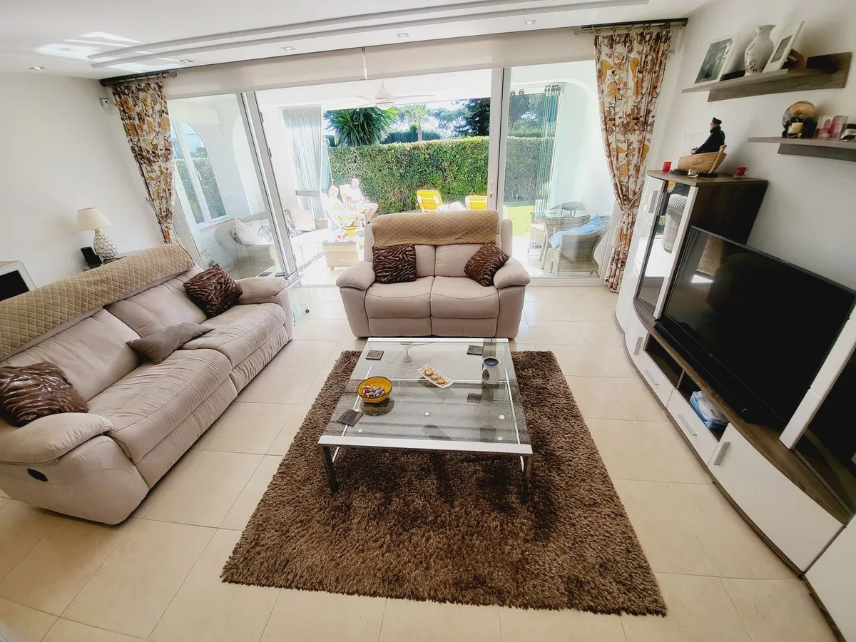 a4f12319-5cae-4b18-978c-7f538bac2691