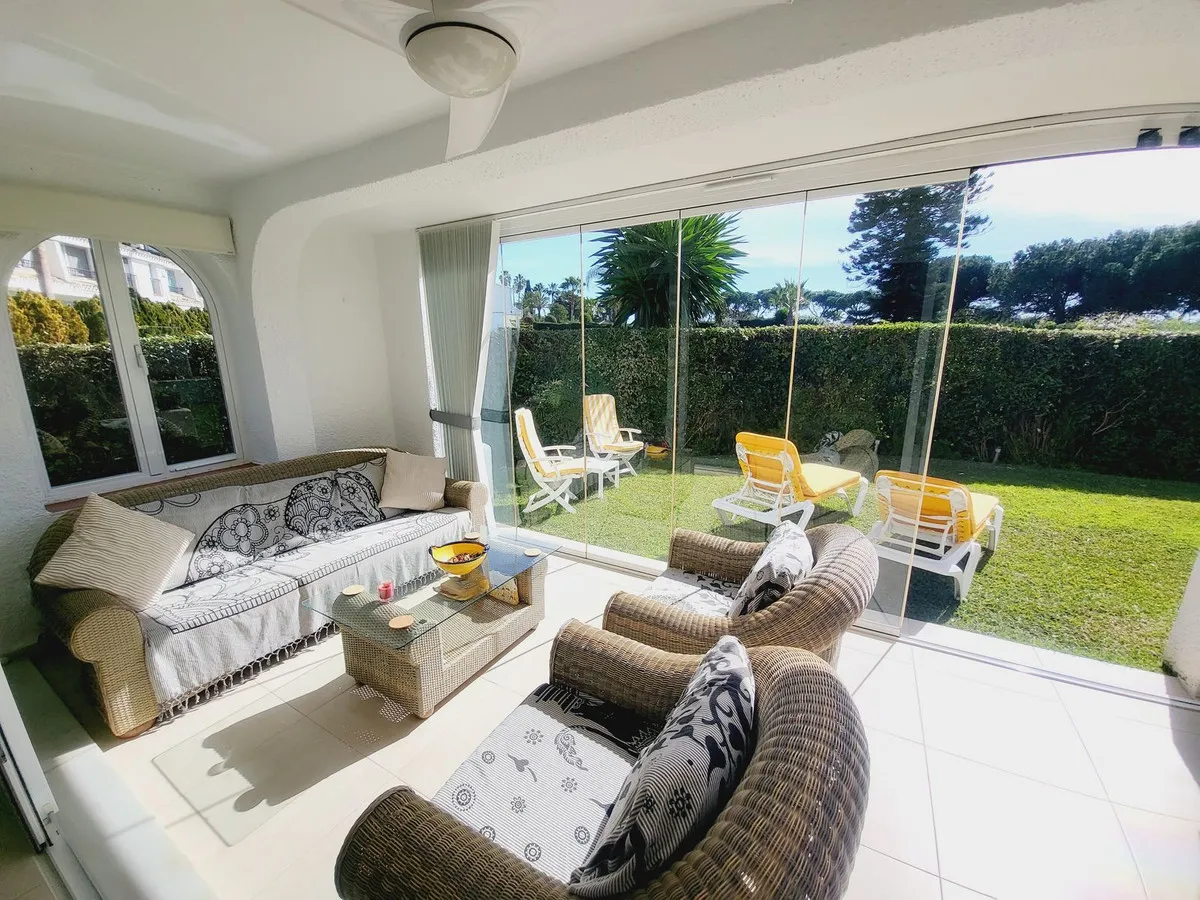 a5cf5804-1c29-41ef-a2b5-5c841a9dbafc