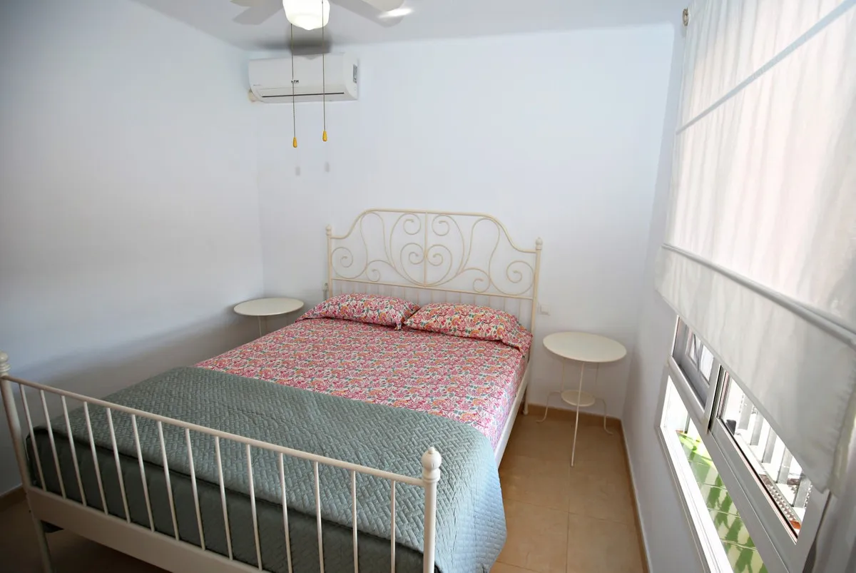 0cc5c787-06d2-47f9-a1c8-7e8c00ac0a15