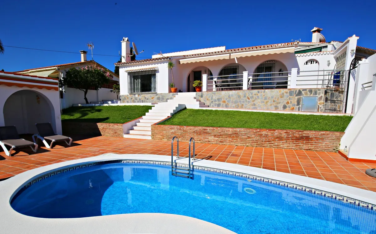 57b619a3-10da-4d07-a825-b7e8060a8e92