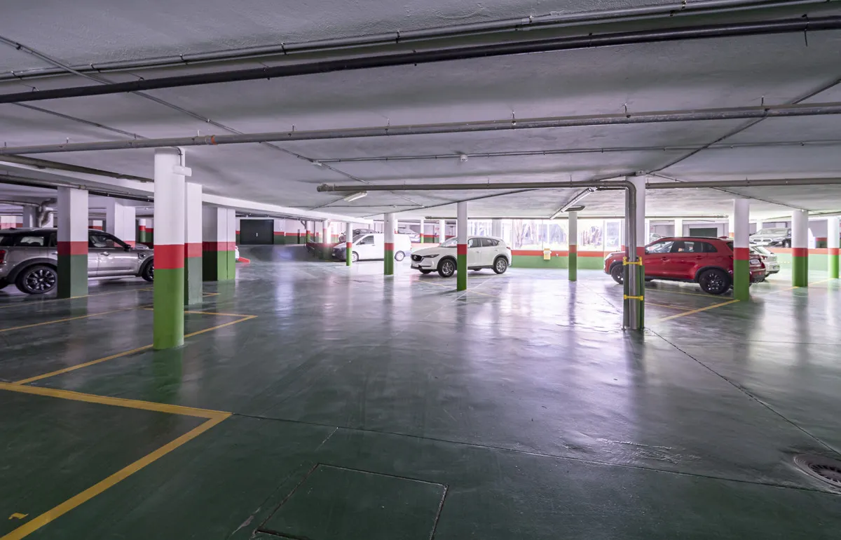 01ae7140-c06d-4fc3-9d92-aff378fe75cf