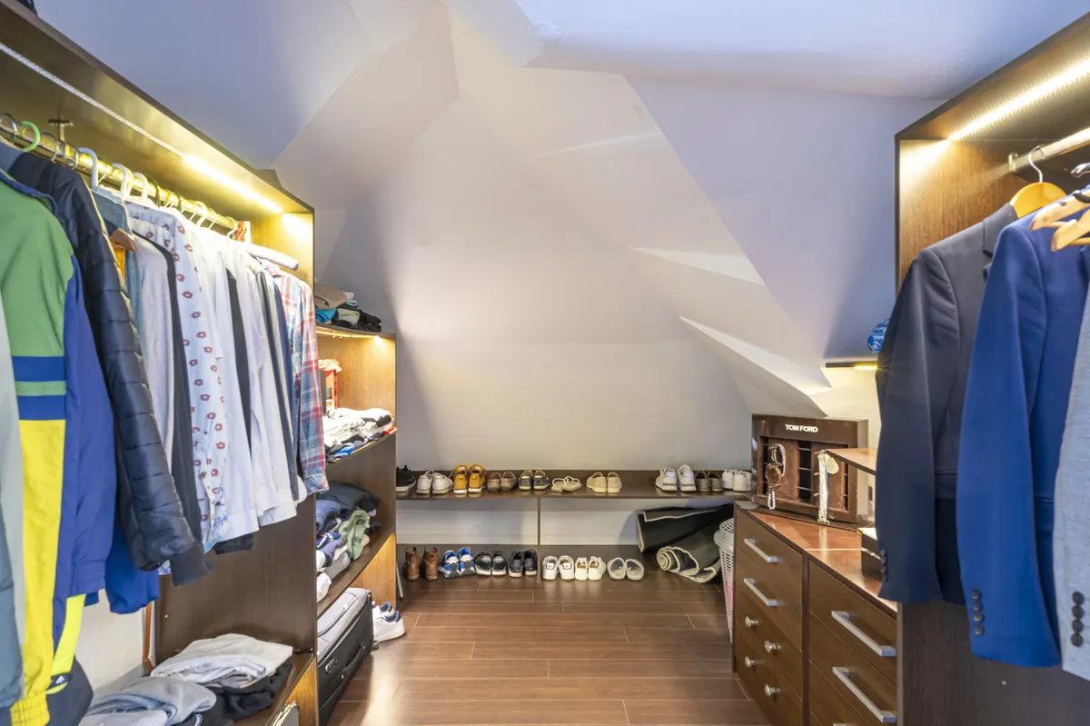 31e52e90-9e14-49fb-94e7-3396981c1a09