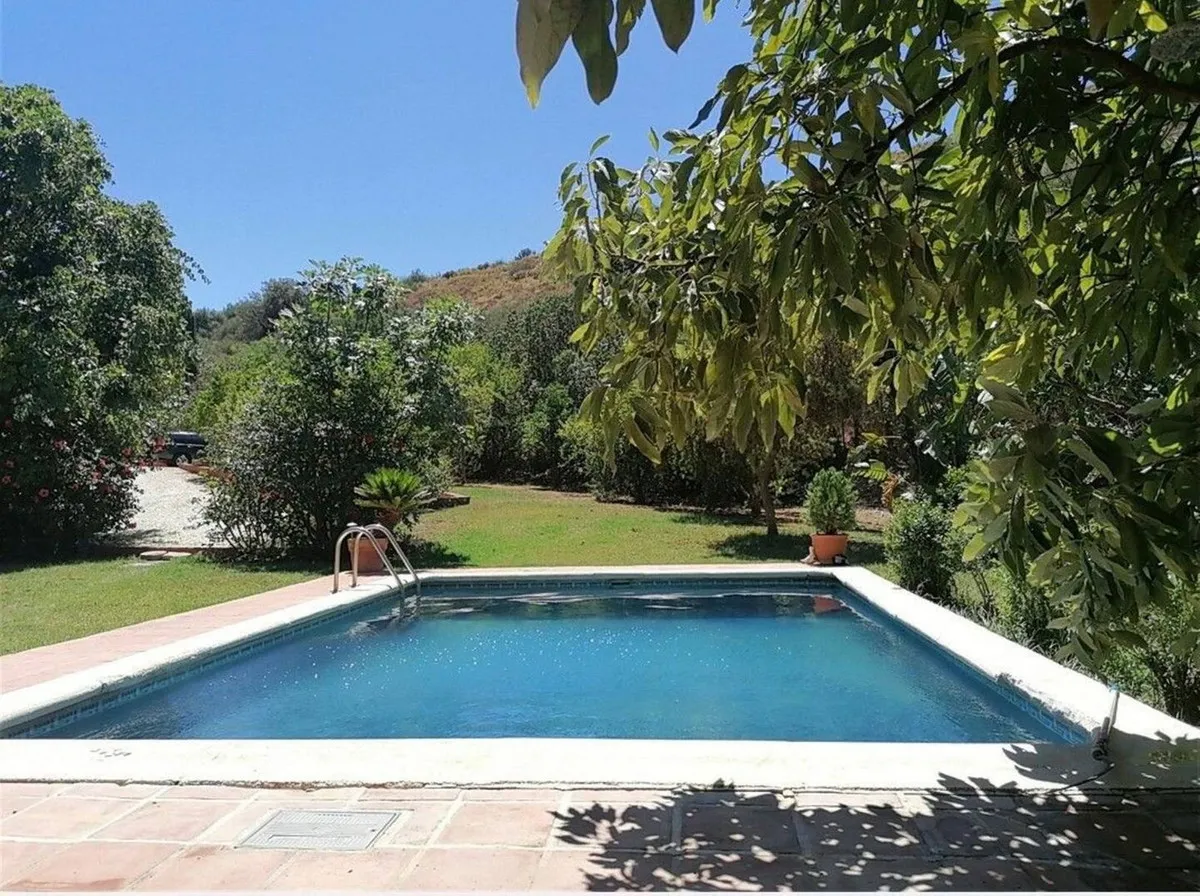 48f58edb-8439-4432-a976-9b6e4dafe8cc