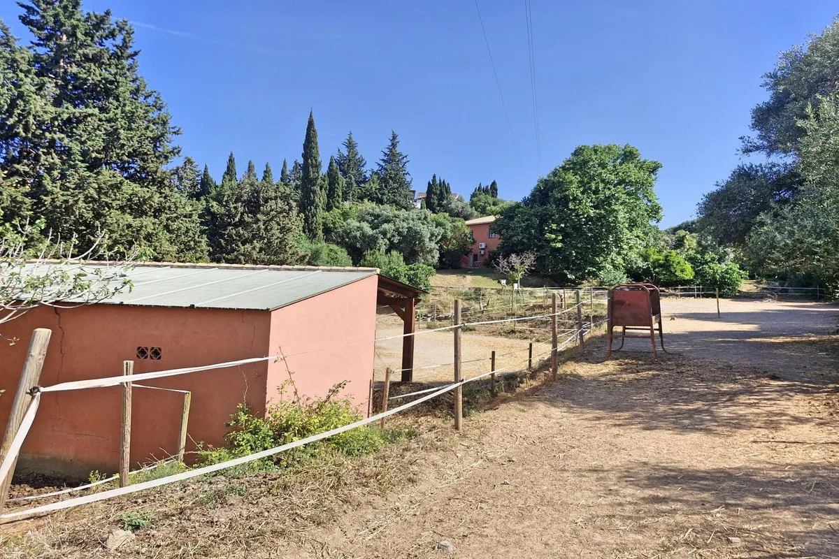 fd86c279-2c01-424d-a442-5b9a3eaf5794