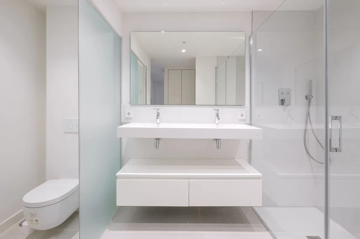 65ac7be3-fdaa-4e15-8698-ee419c68ffd2