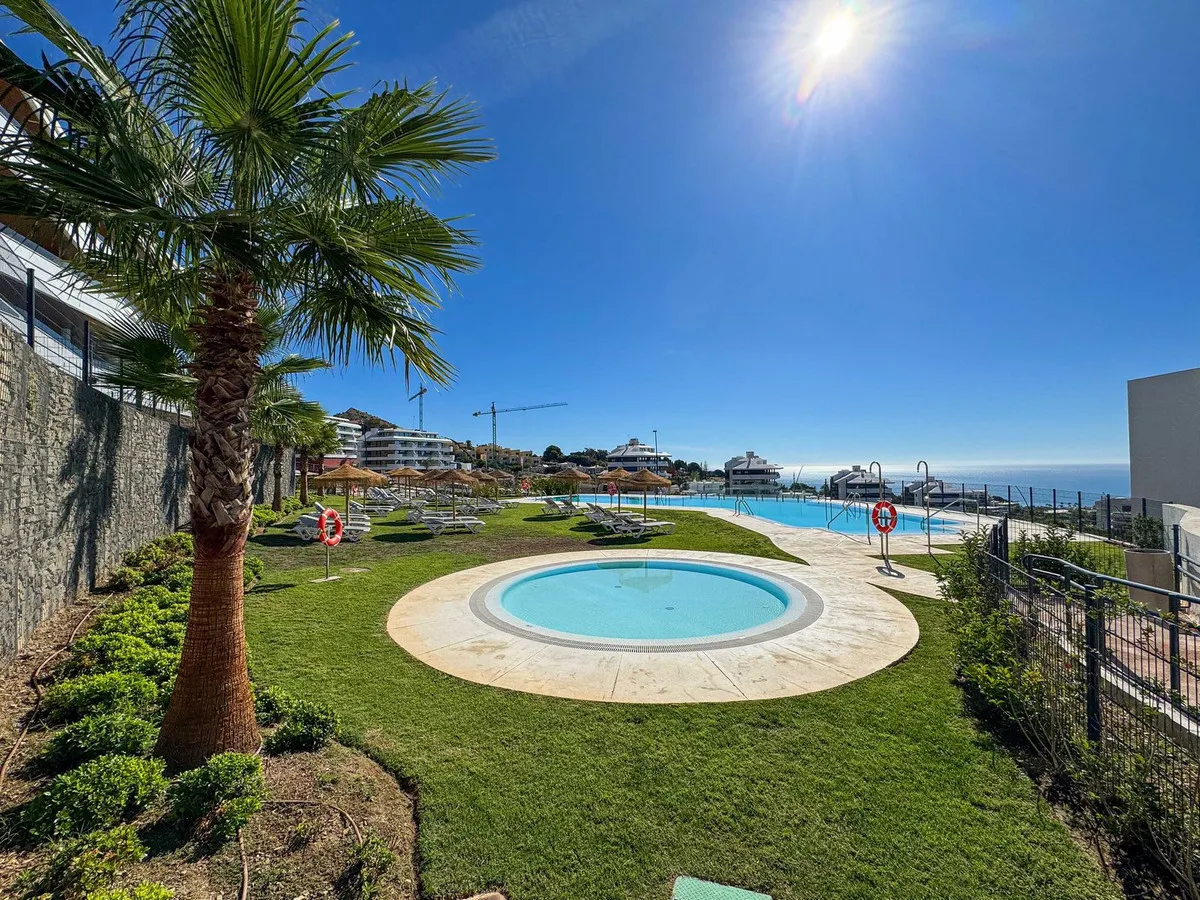 7b90216c-6a73-4028-975a-923ee037716a