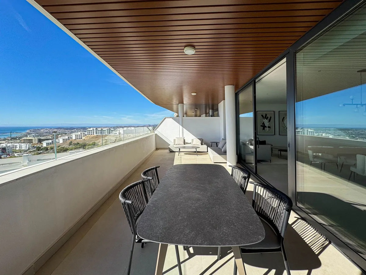 e98a8619-7097-4979-b9cb-317faaf54943