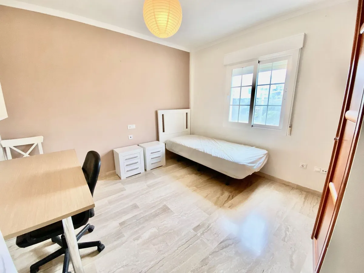 7b239084-7960-4378-afeb-9b2a5ca857af