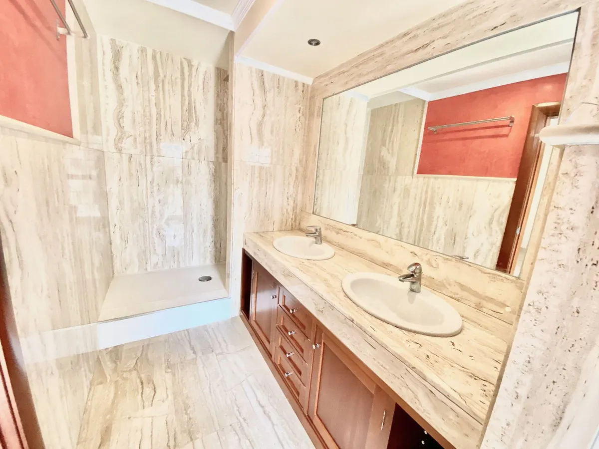 851b02cf-c2f6-4278-993b-fa2215240b9d