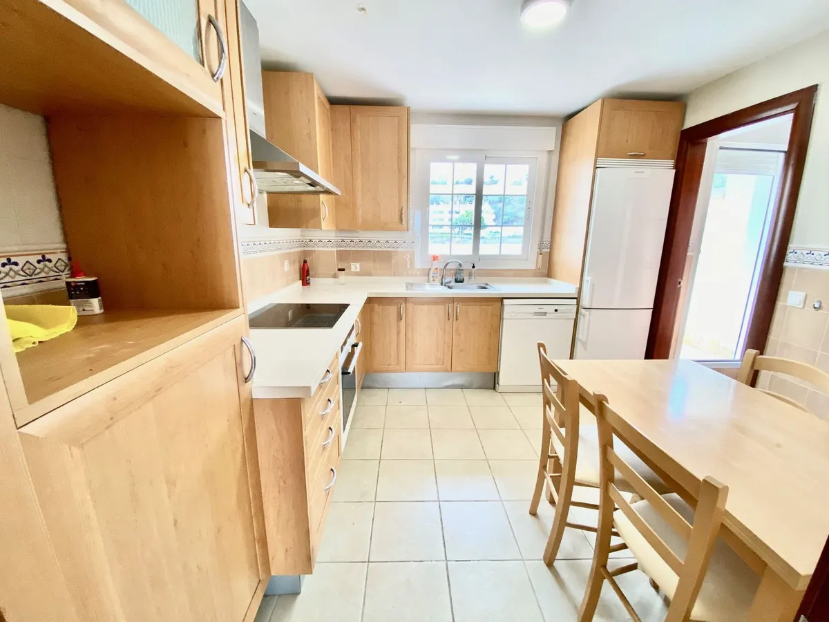 ec1790dc-fef9-4e33-aa51-7f561b5b16d6