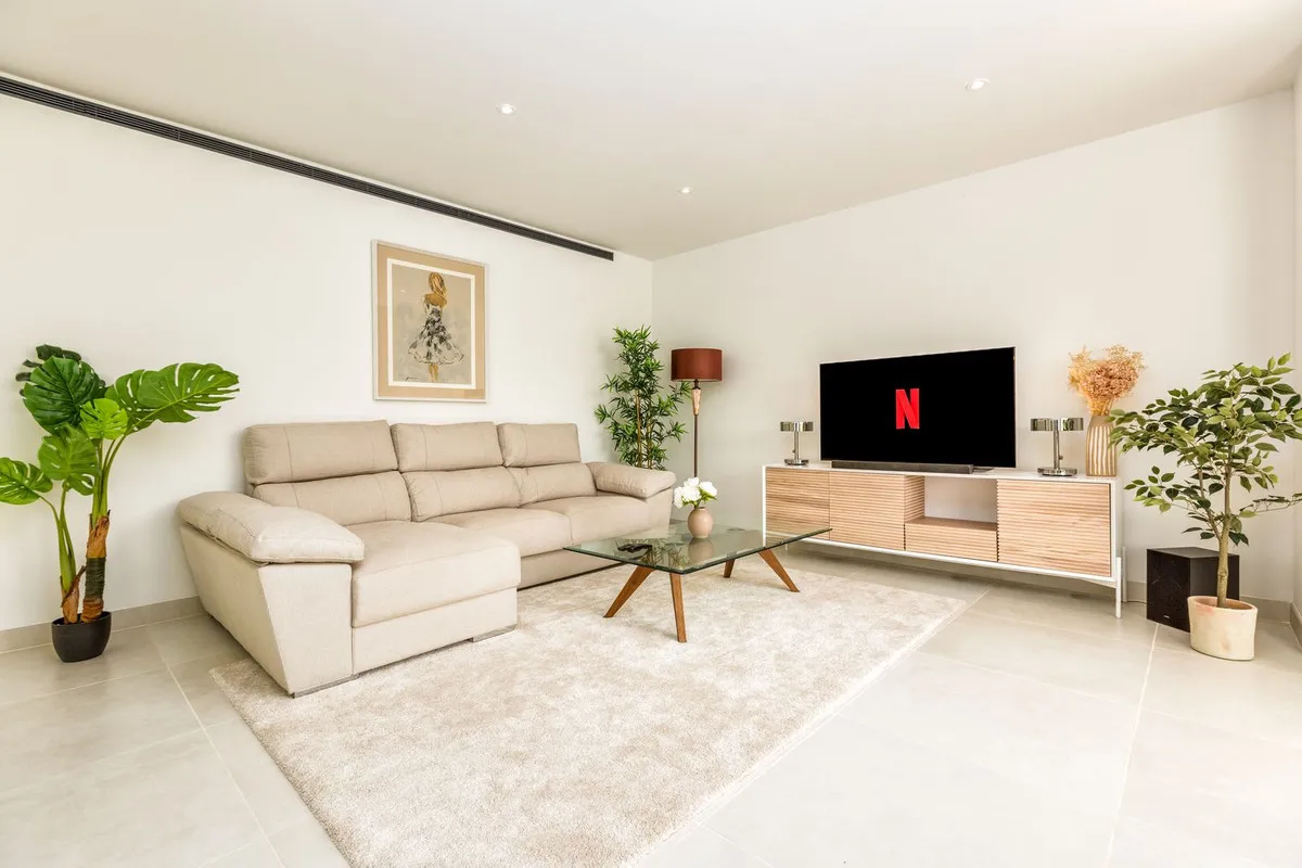 4b90c0ae-22da-49fd-9537-30039aafbe6b