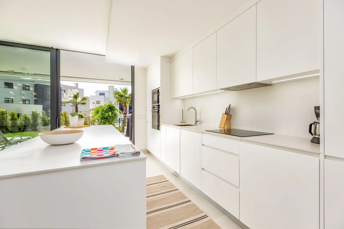 95c395eb-93a2-48d0-8a01-380578069fd6