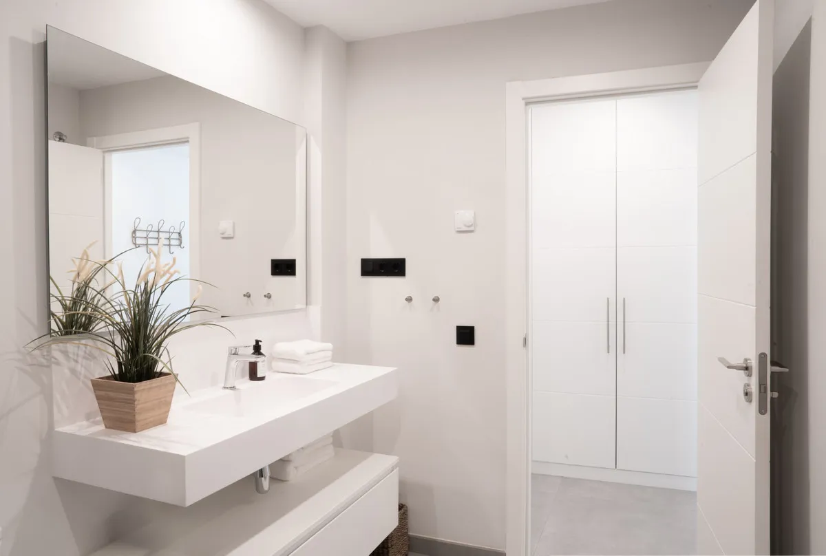 4598854f-f65a-4042-9451-7a63e90cc32e