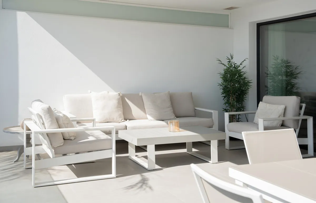 dcf8b885-4ab1-49b1-9d7e-74b62a6d5c40